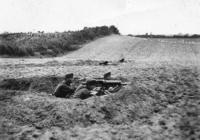 1942. Géppuskásraj tüzelőállásban (Schwarzlose 7/31M Gp.)